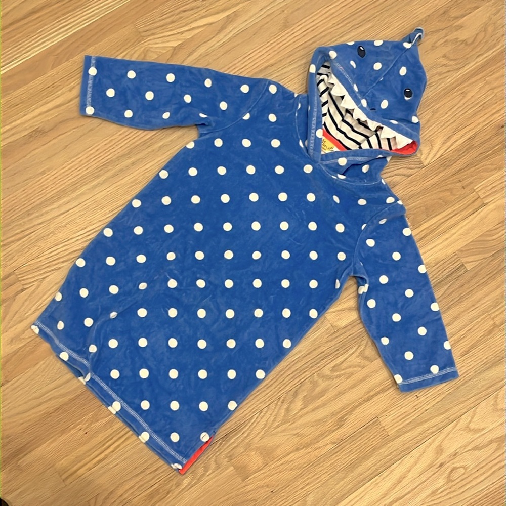 2/$20 Mini Boden sz 4-5 y blur with white polka dot shark towel coverup.